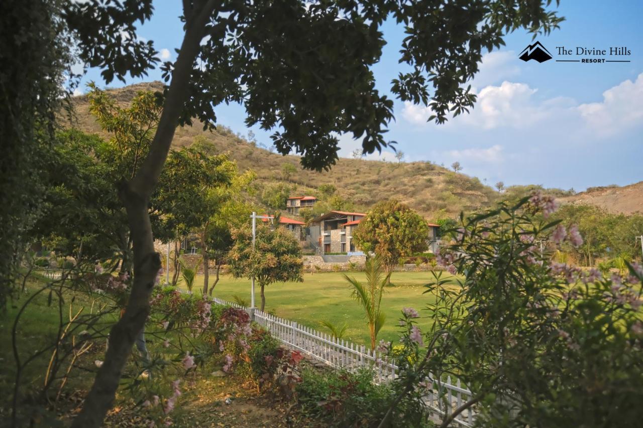 The Divine Hills Resort Nāi Exterior foto