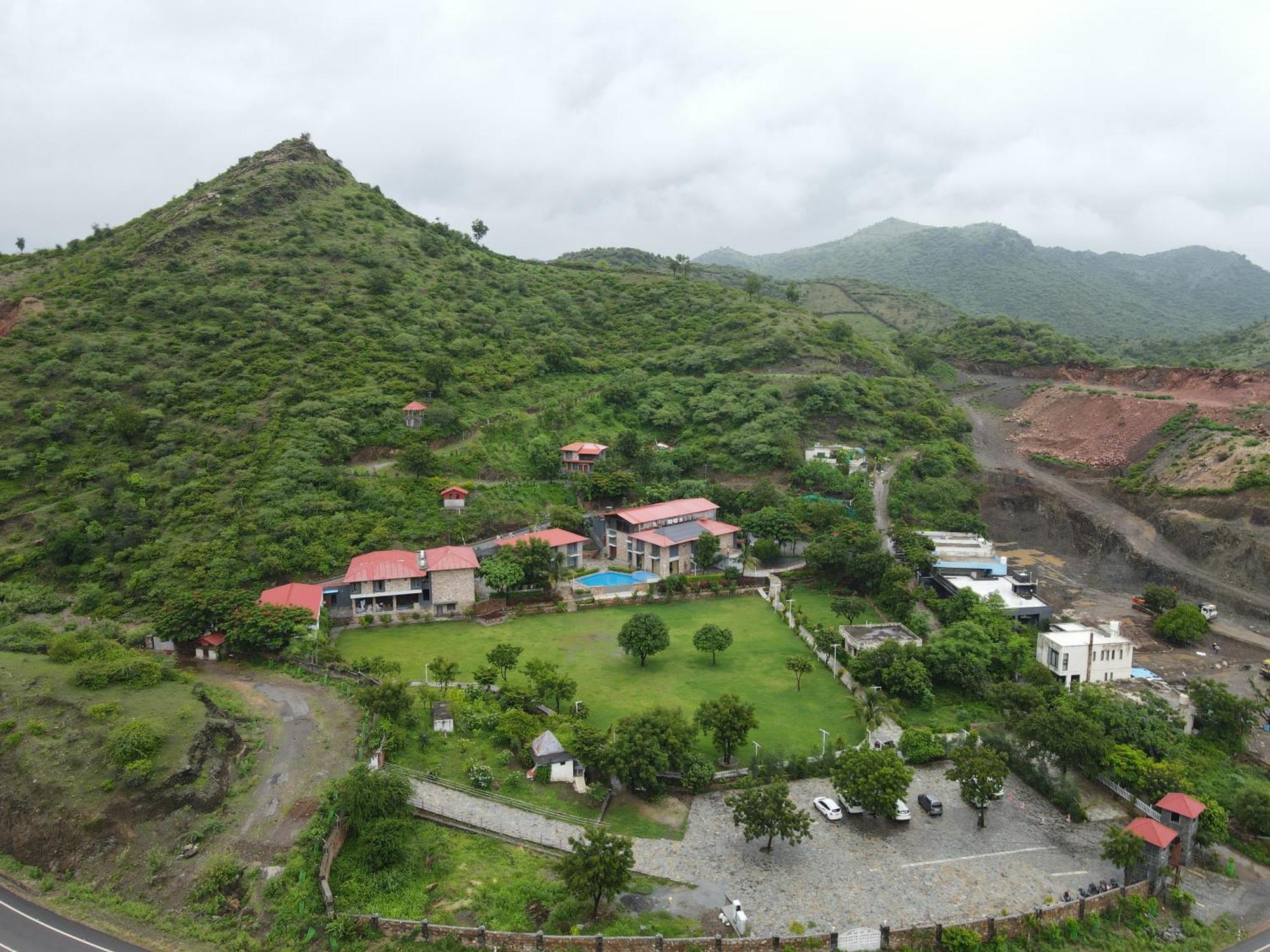 The Divine Hills Resort Nāi Exterior foto